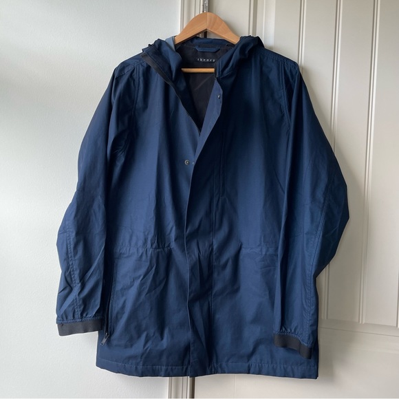 Theory Navy Blue Rain Jacket - size L - Picture 8 of 12